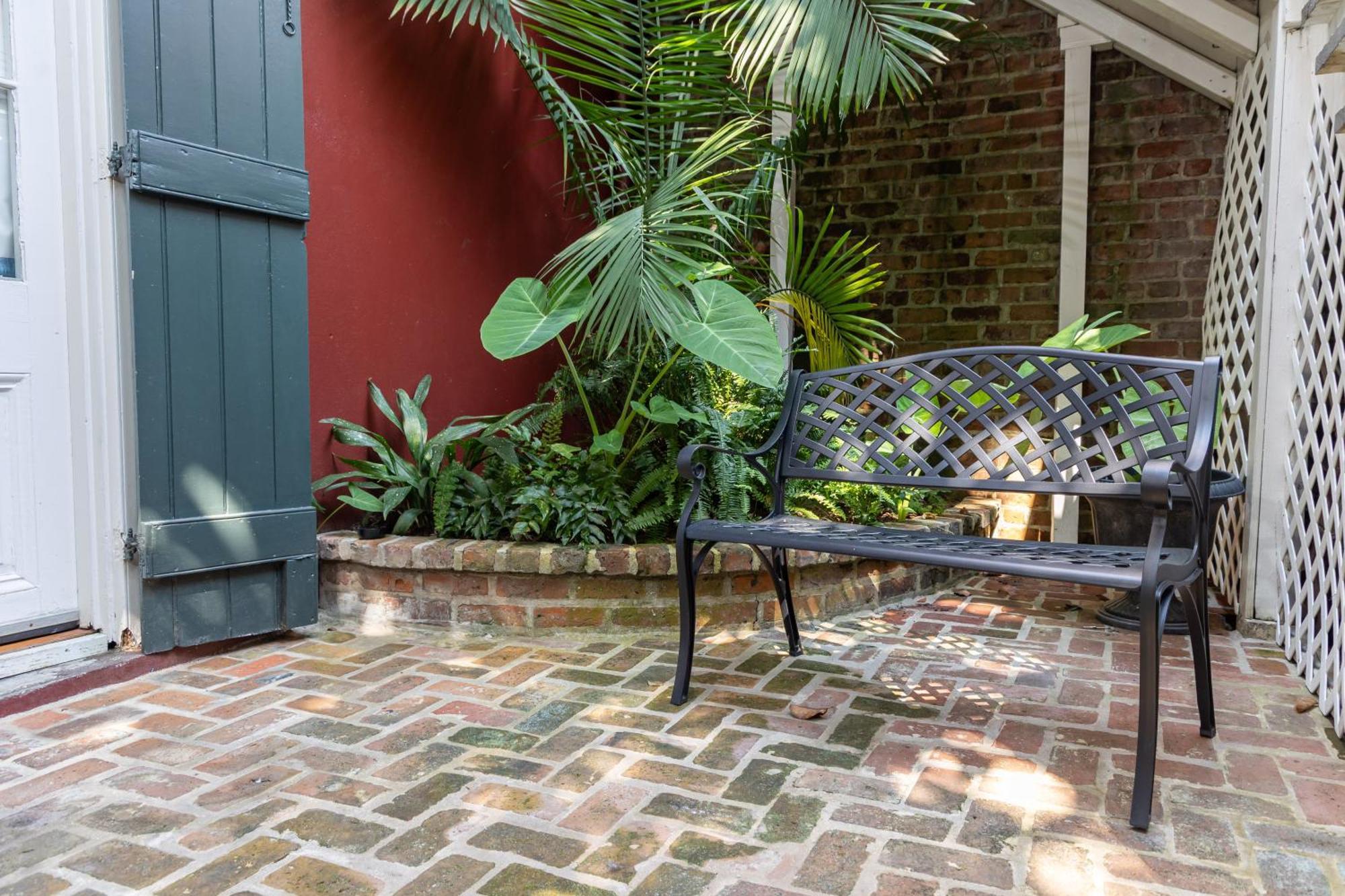 Inn On St. Peter, A French Quarter Guest Houses Property Новий Орлеан Екстер'єр фото